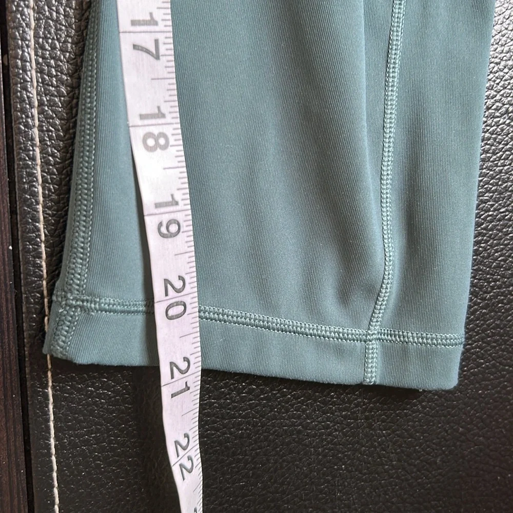 Lululemon Speed Up Crop 21 inch Luxtreme Green Teal Shadow Sz 8